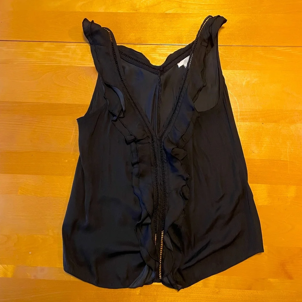 H&M V Neck Ruffle Tank Top - Picture 1 of 8